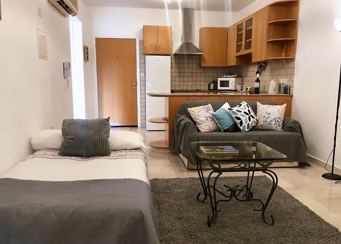 Apartamento 1 Bedroom Flat, Prime Location Near Sea, Sleeps 4 Limassol